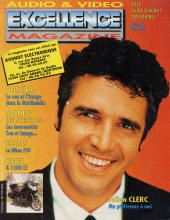 Julien Clerc faisant la couverture dans Excellence Magasine